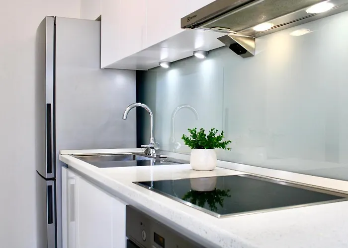 Apartman Town Centre Surprise Split