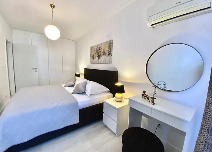 Apartman Town Centre Surprise *